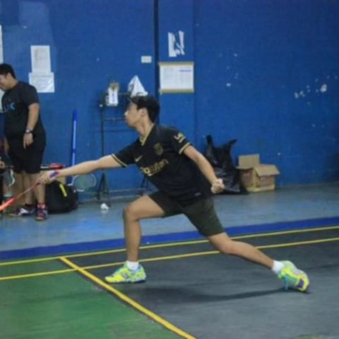 Neon Badminton