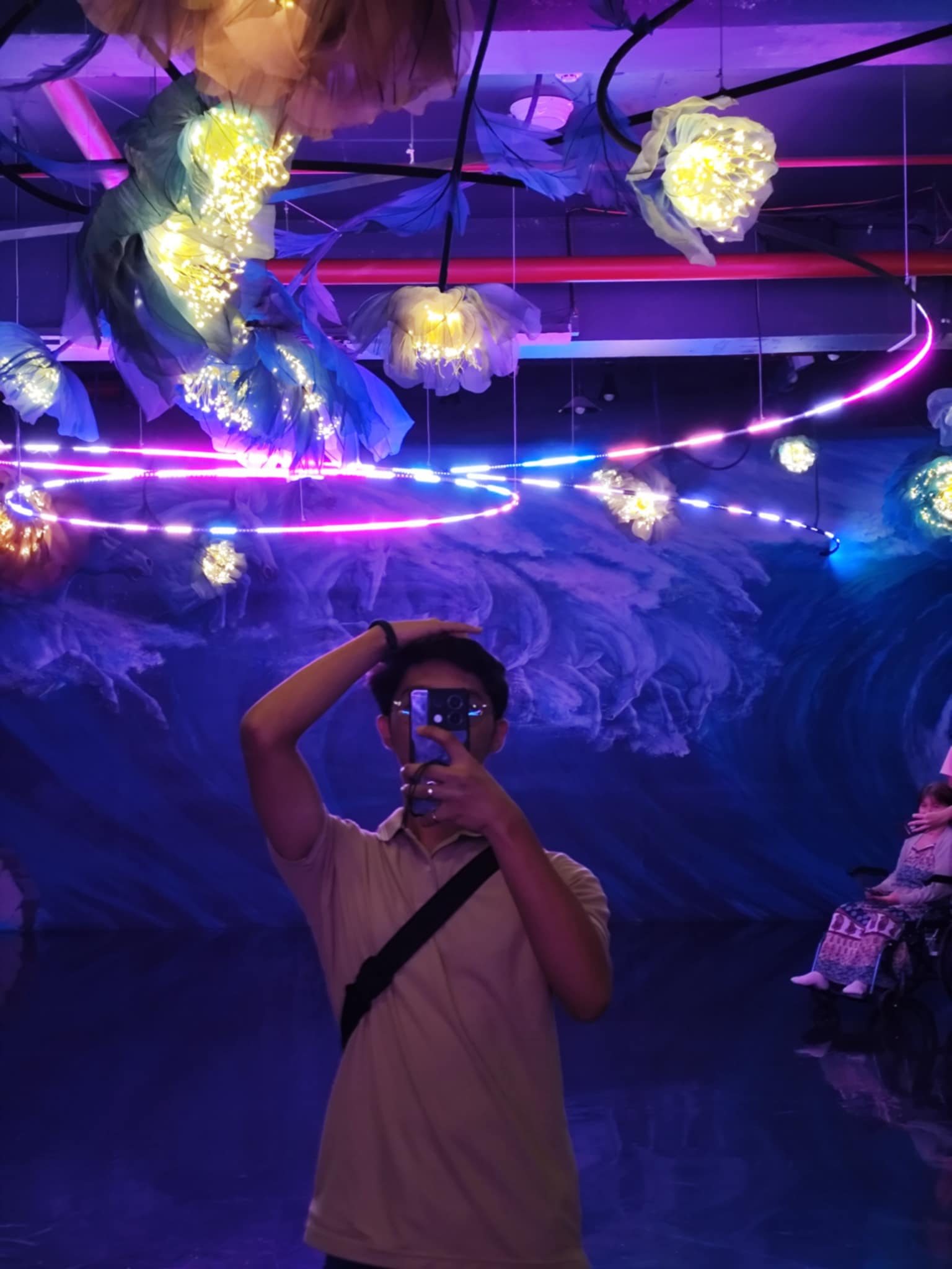 Neon Travel